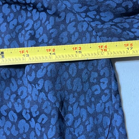Whistles Women's Blue Animal Jacquard Leopard Balloon Sleeve Blouse Size 4 - Picture 7 of 7